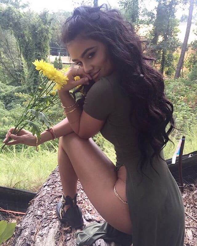 Güzelyalı Escort Nur 26
